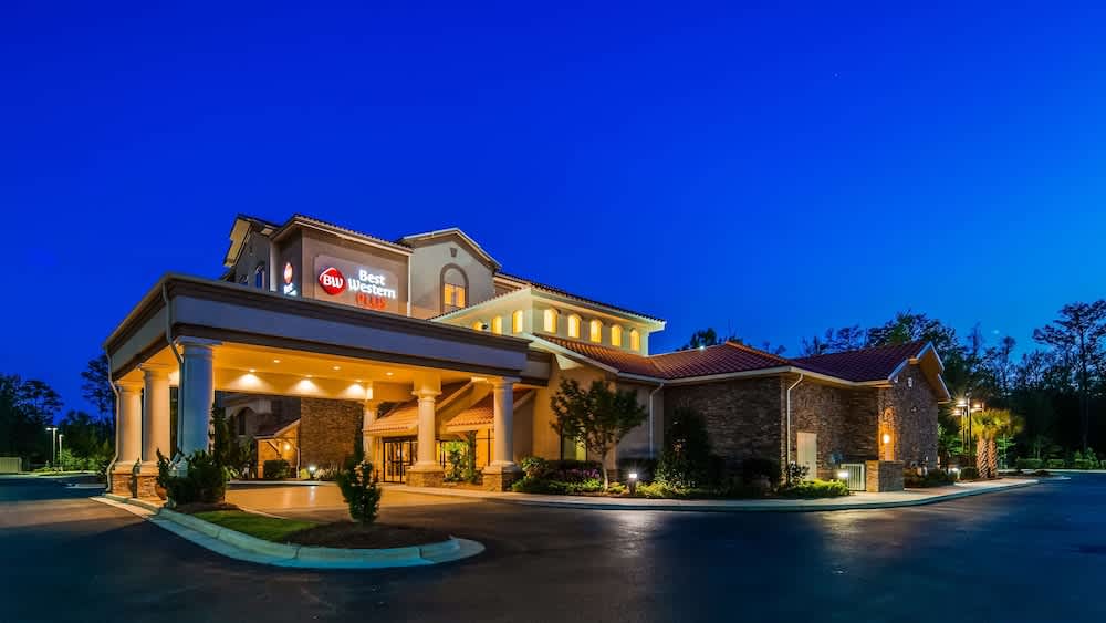 Best Western PLUS Westgate Inn and Suites 1