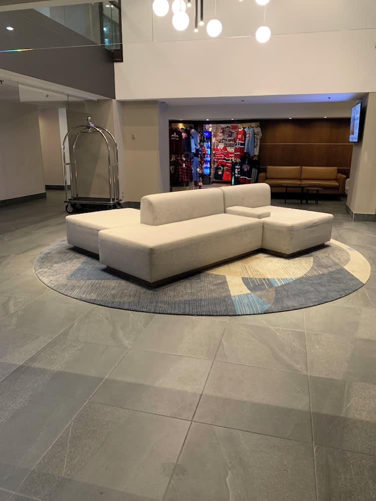 Best Western Plus Montreal Downtown- Hotel Europa 1