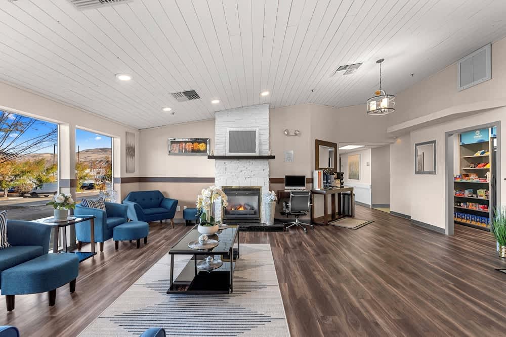 Clarion Pointe Wenatchee 2