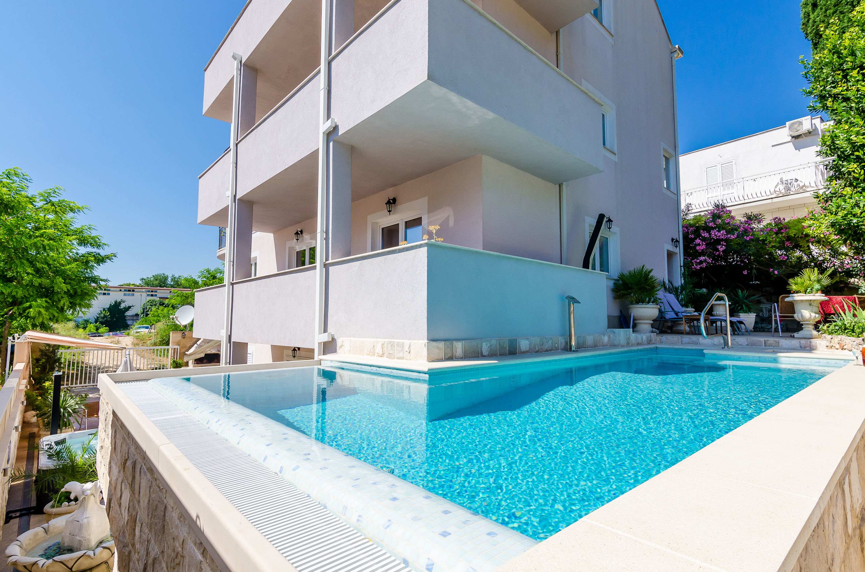 Apartments Villa Aura - Adult Only 2