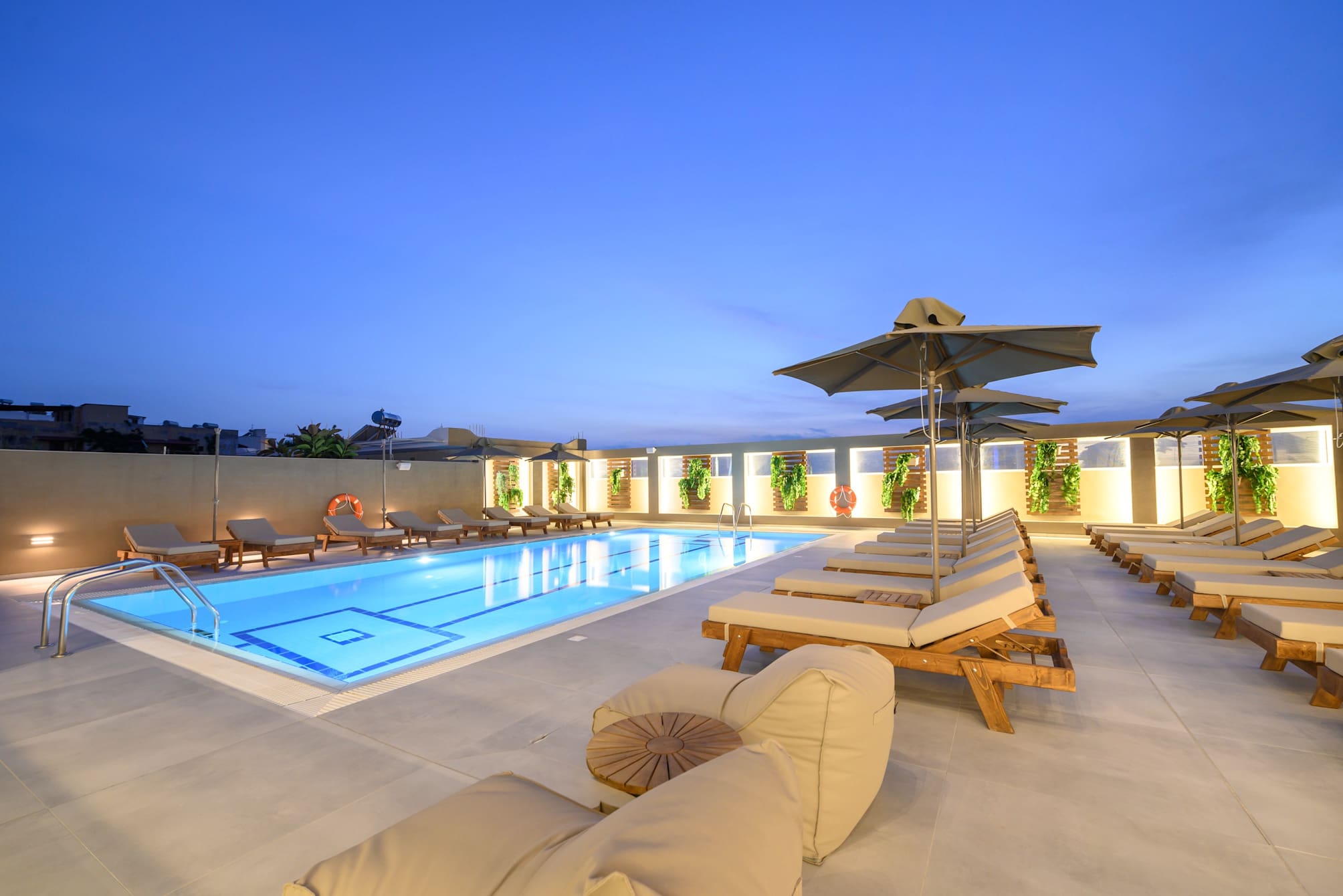 Nicolas Grand Suites, Adults Only 1