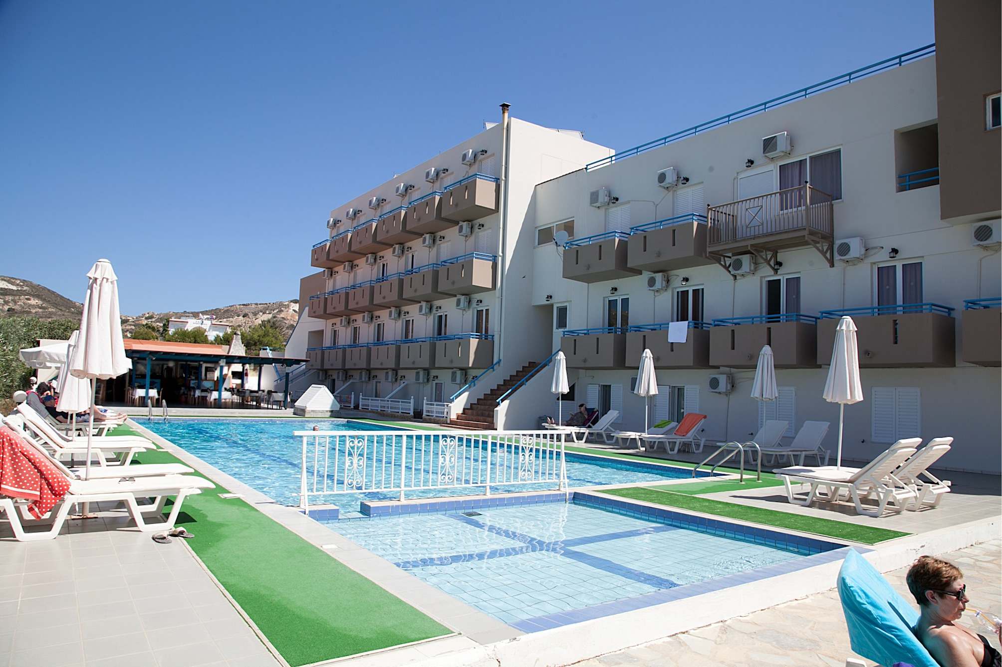 Hotel Athinoula 2