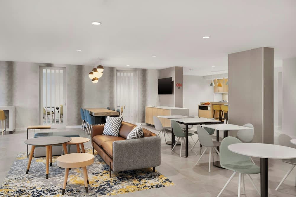 TownePlace Suites by Marriott Crown Point 2
