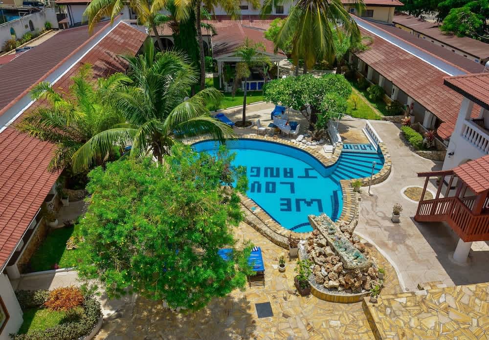 Best Western Jangwani Sea Breeze Resort 1