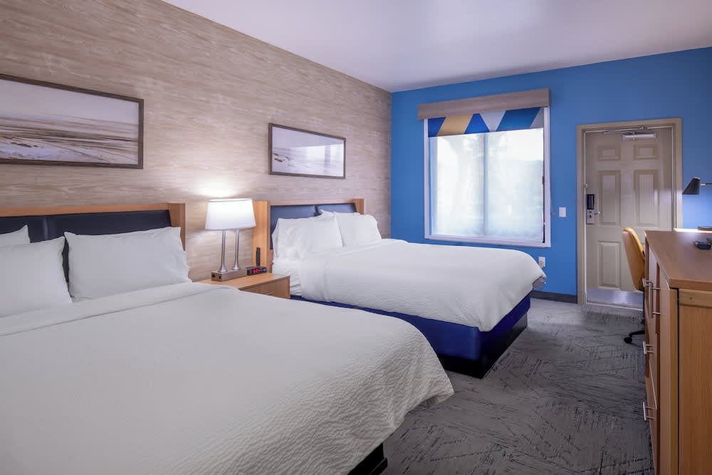 Holiday Inn Express & Suites HENDERSON by IHG 3