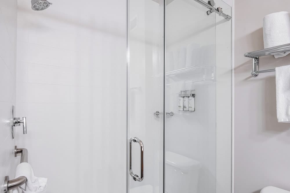 Holiday Inn Express & Suites HENDERSON by IHG 5