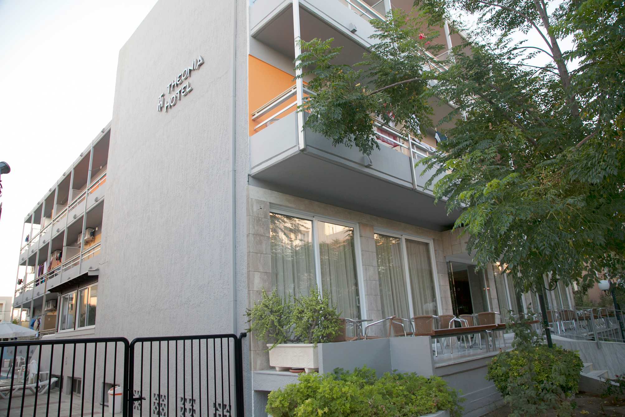 Theonia Hotel 3