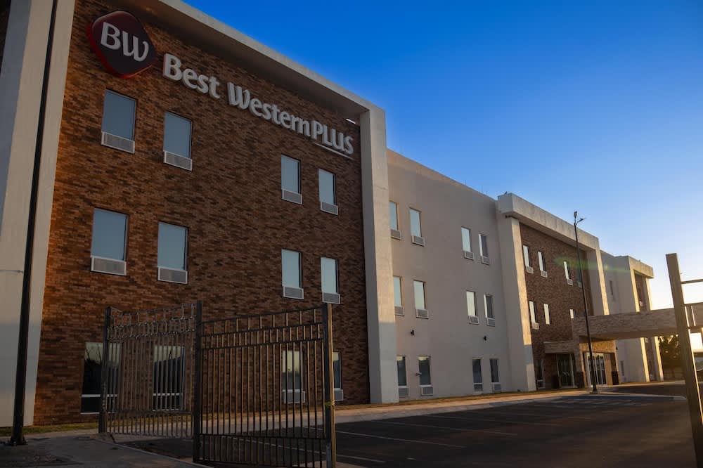 Best Western Plus Chihuahua Sacramento 1