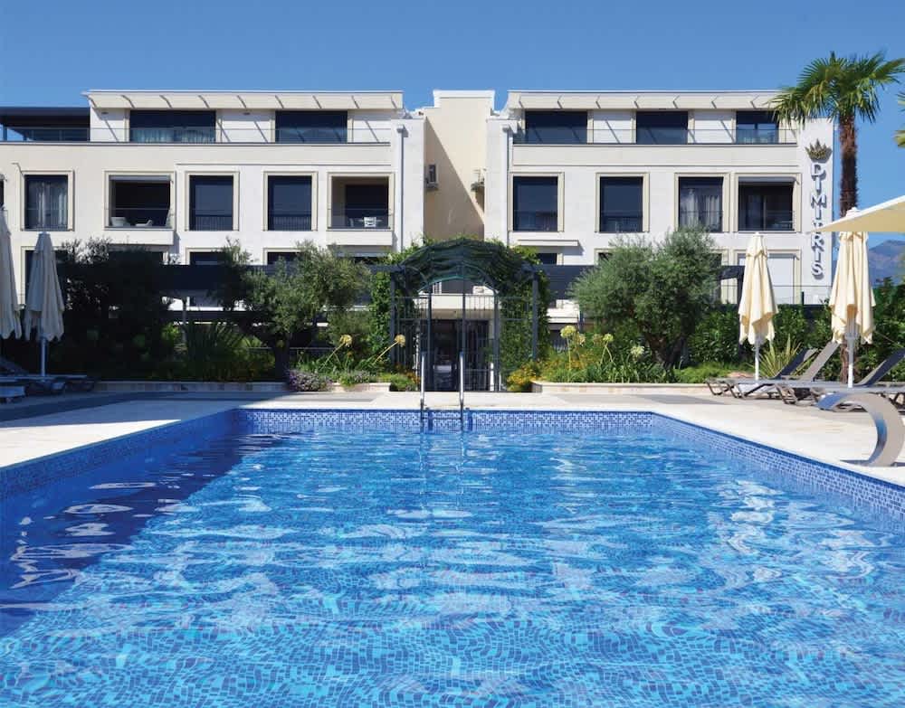 Dimitris Residence 1