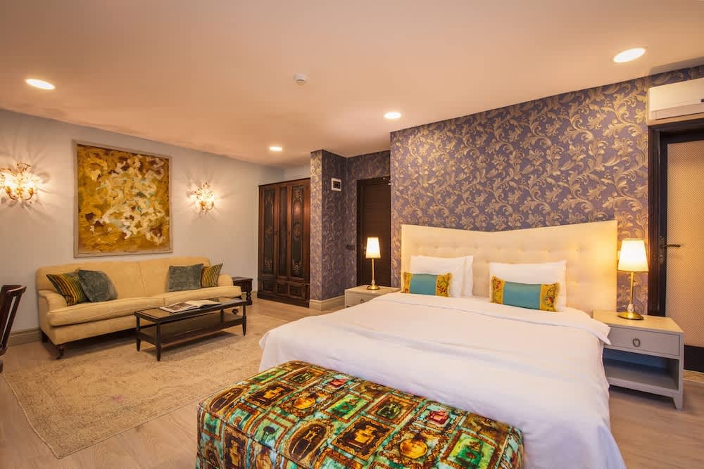 Layla Gocek Adults only 3