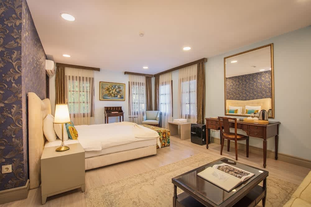 Layla Gocek Adults only 4