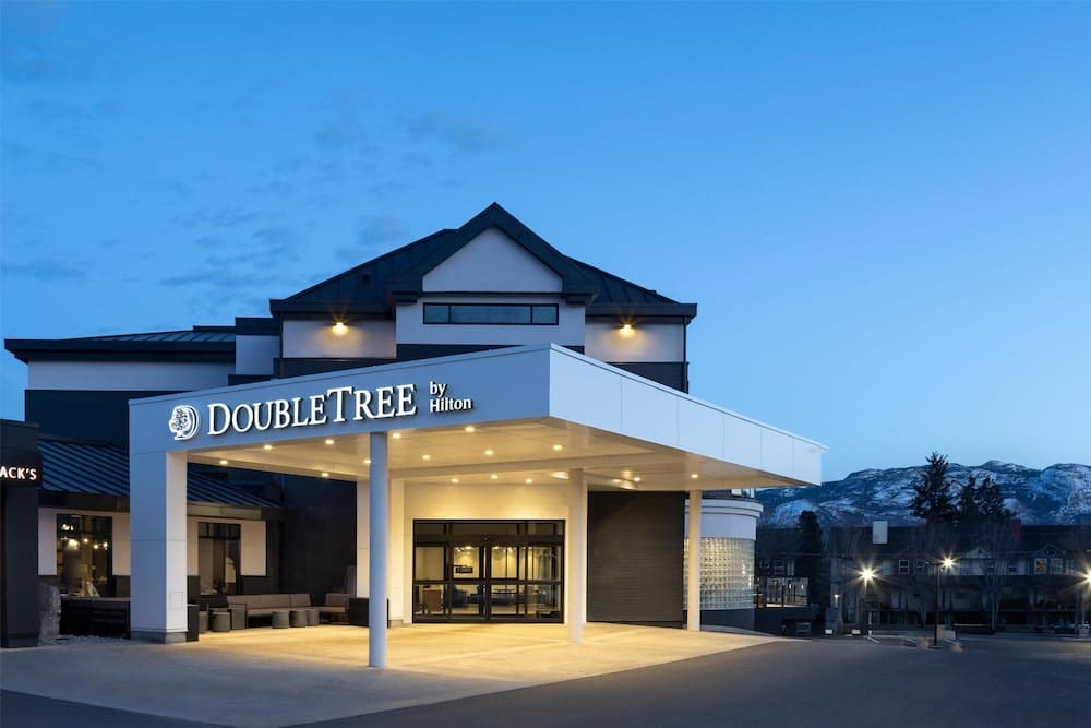 DoubleTree by Hilton West Kelowna 1