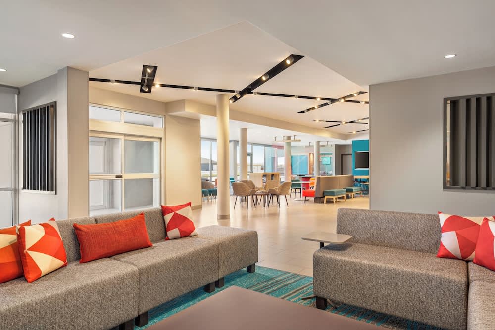 avid hotel AUSTIN NW - LAKELINE by IHG 2