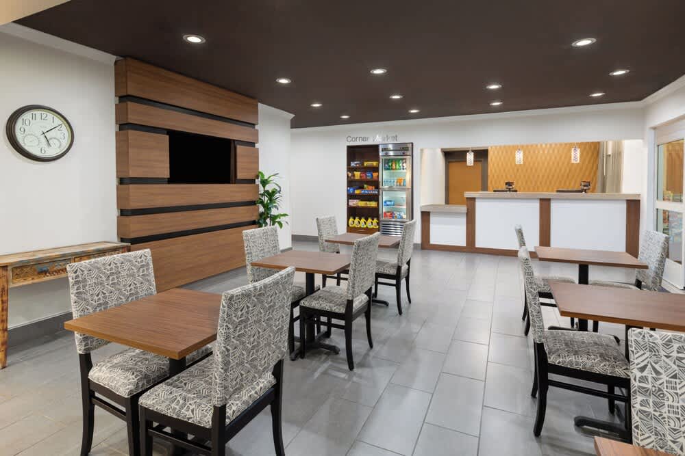 Wingate by Wyndham Marion 2