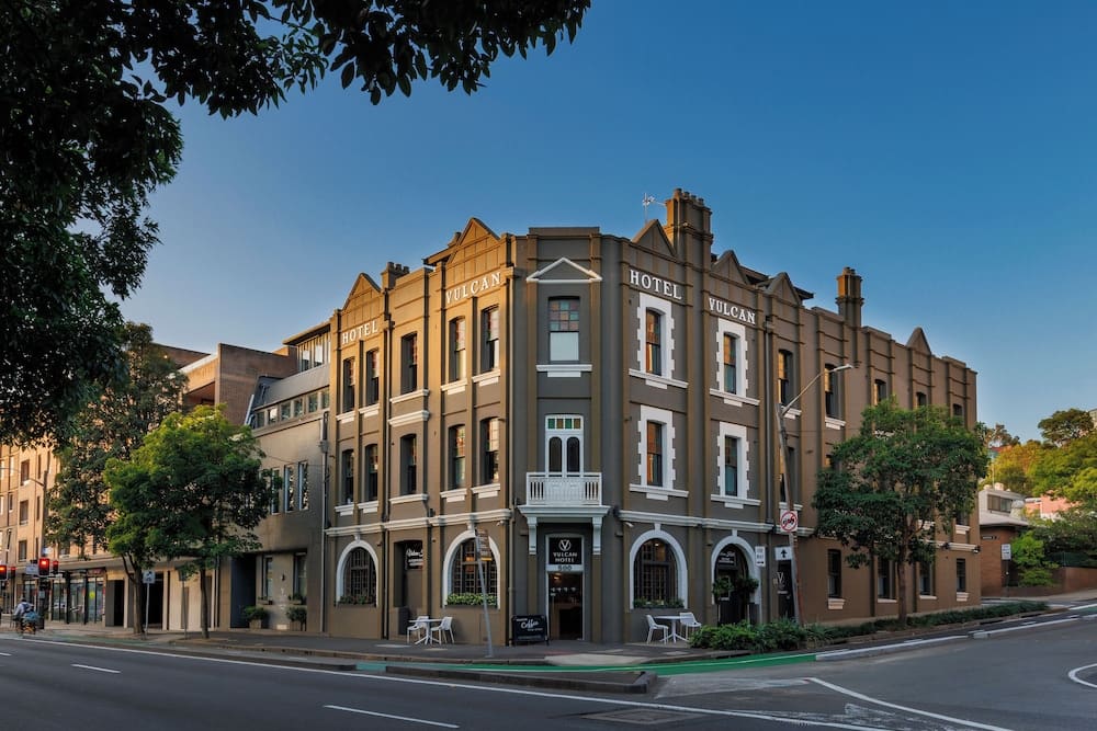 Vulcan Hotel Sydney 1