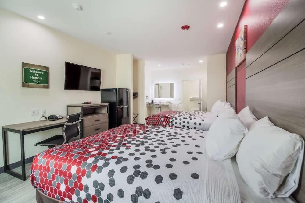 Regency Inn & Suites Humble FM1960 - IAH Airport 2