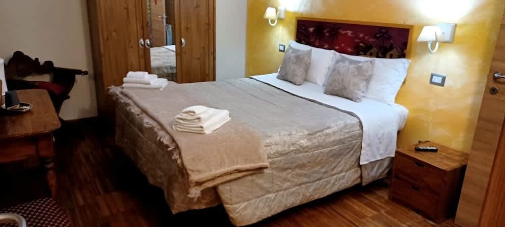 Aurelia Garden Gold B&B 5