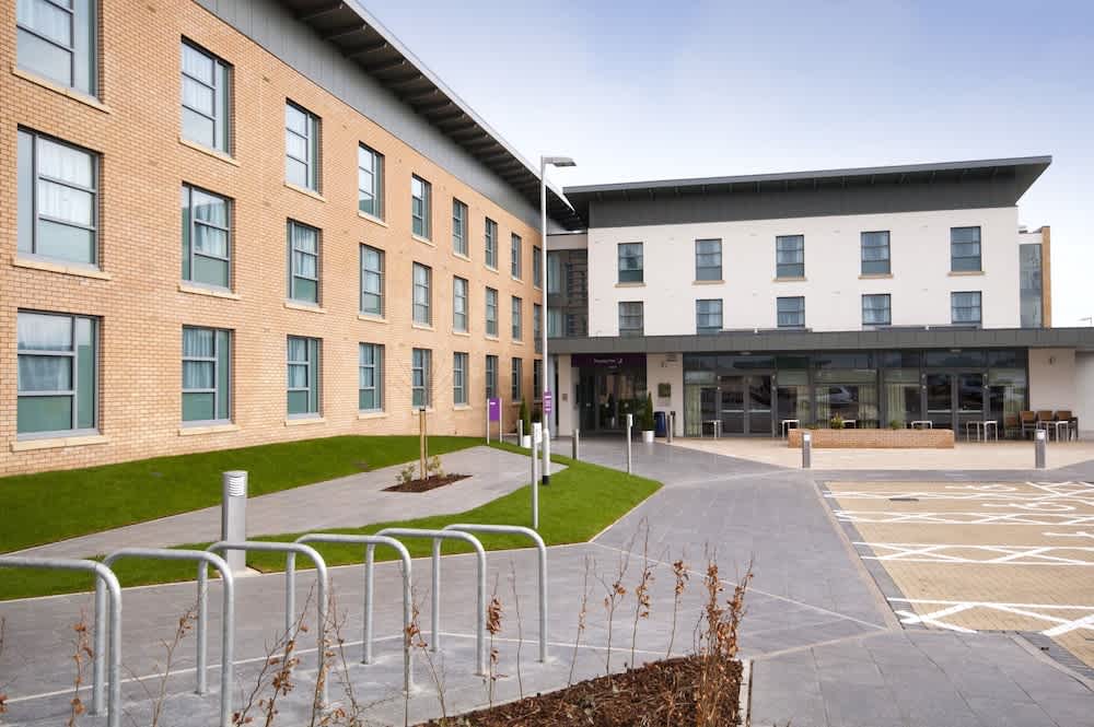 Premier Inn Edinburgh Airport - M9 Jct1 1
