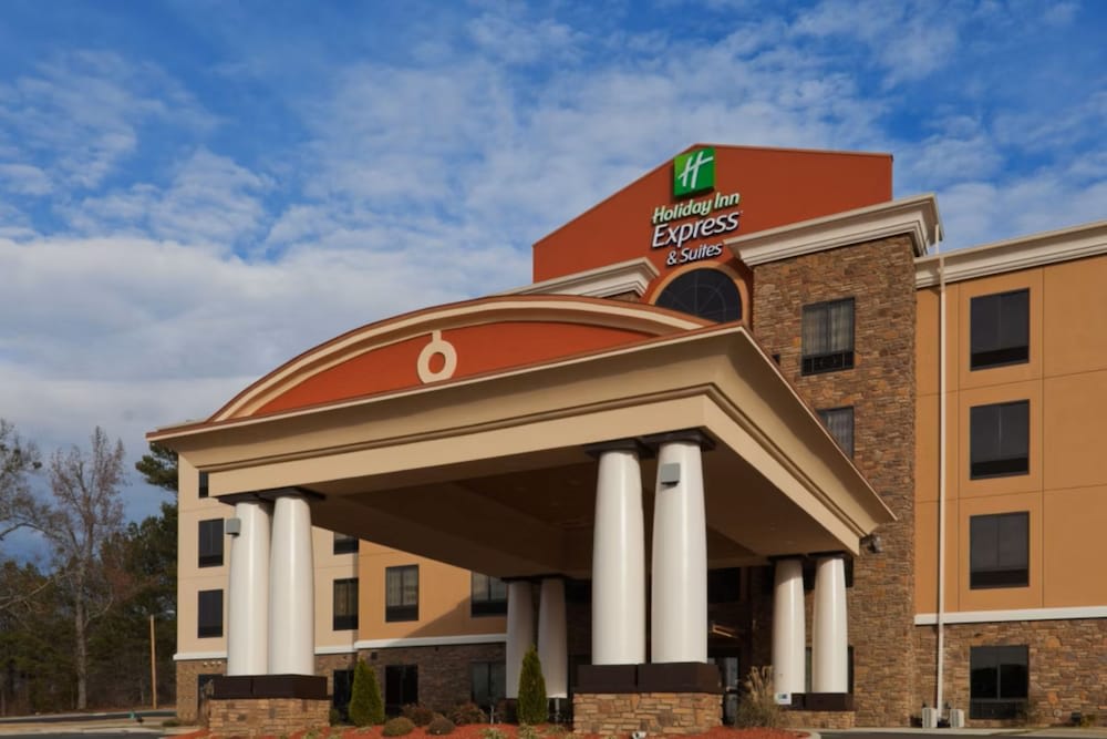 Holiday Inn Express & Suites FULTON by IHG 1