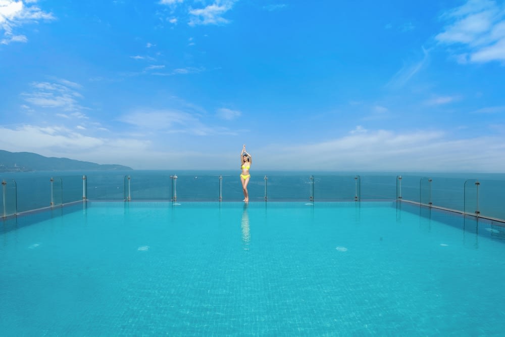Canvas Danang Beach Hotel 1