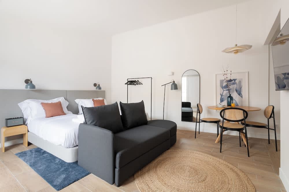 Lapa Diplomatic Suite&Flat by FeelLisboa 1