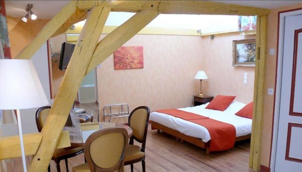 Brit Hotel Comtes De Champagne - Troyes Centre Historique 3