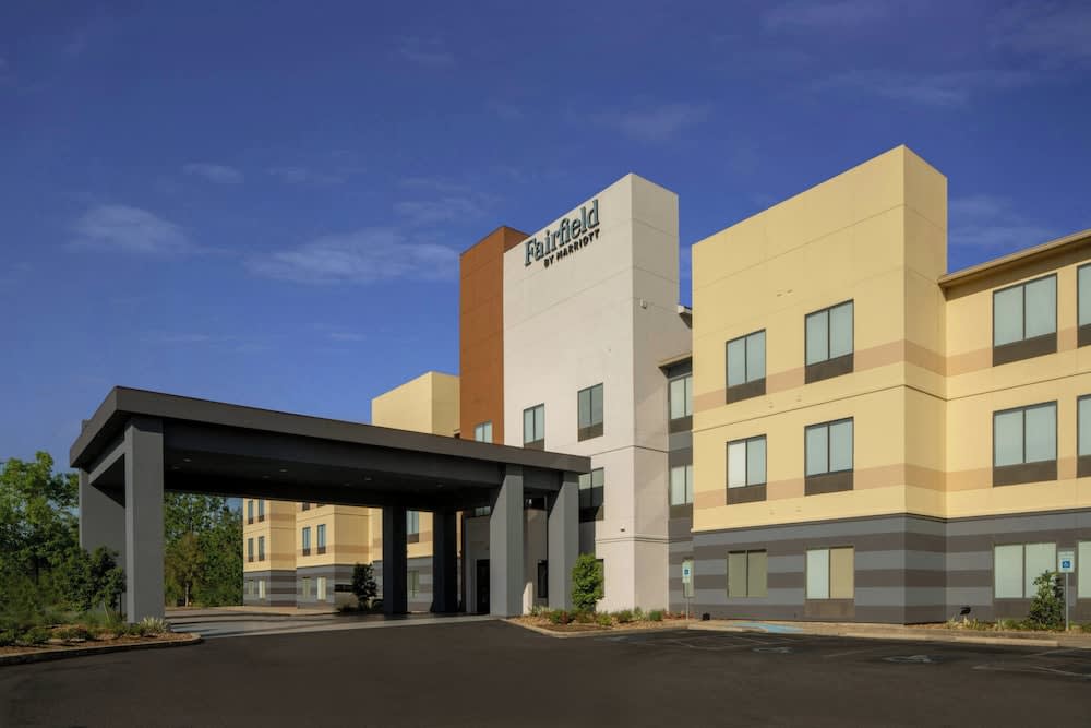 Fairfield Inn & Suites by Marriott Lafayette South 1