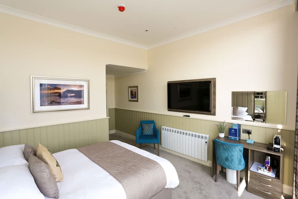 Duck Bay Hotel & Restaurant 2