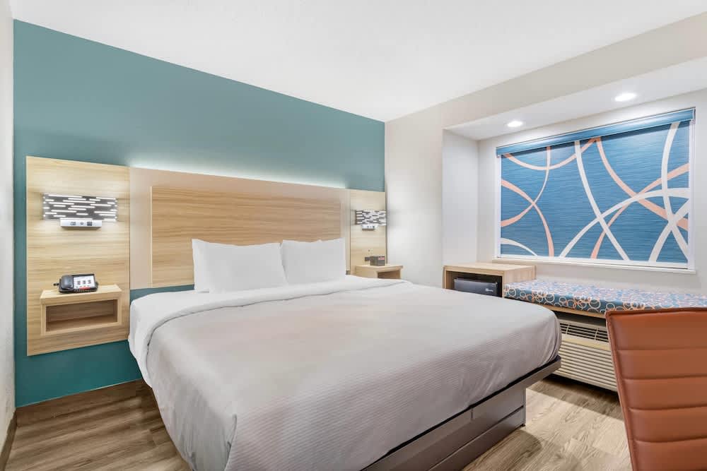 Quality Inn & Suites 1