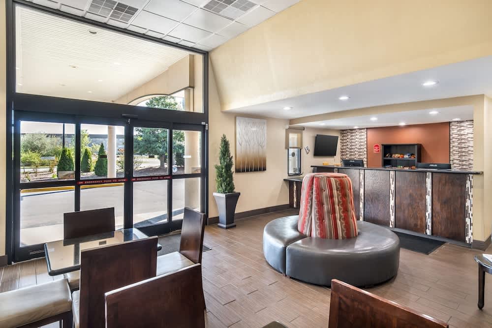 Best Western Green Tree Inn 2