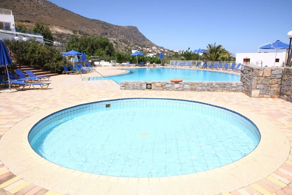 Sunshine Village Hotel 5