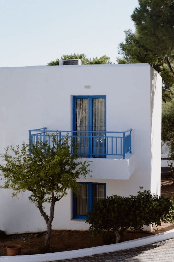 Sunshine Village Hotel 1