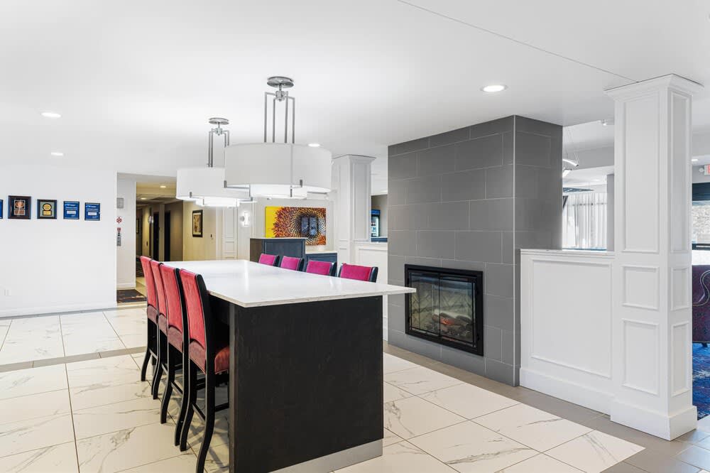 Best Western Plus New Richmond Inn & Suites 2