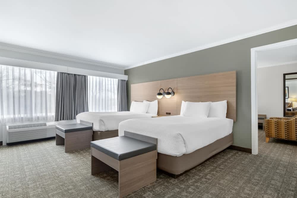 Best Western Plus Windjammer Inn & Conference Center 1