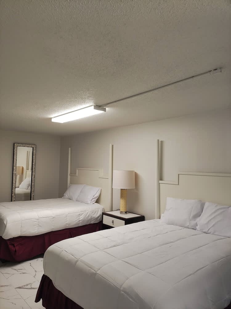 Super Inn Motel 1