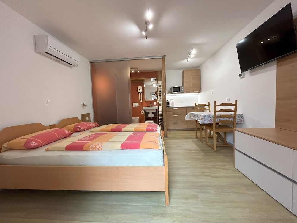 Apartments Mrakič 2