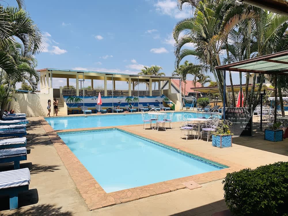 Hôtel - Appartement meublé " LES FLOTS BLEU " 1