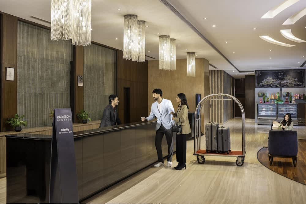 Radisson Gurugram Udyog Vihar 3