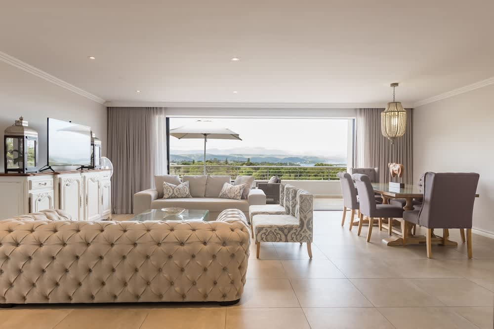 Sunrise Bay Self Catering 1