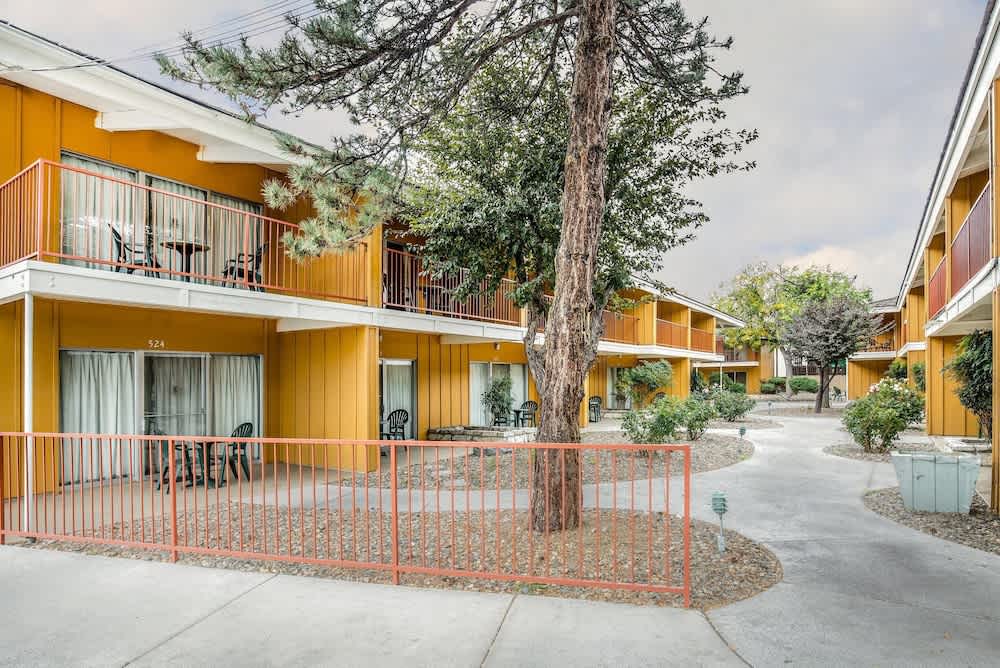 Econo Lodge Near Reno-Sparks Convention Center 1