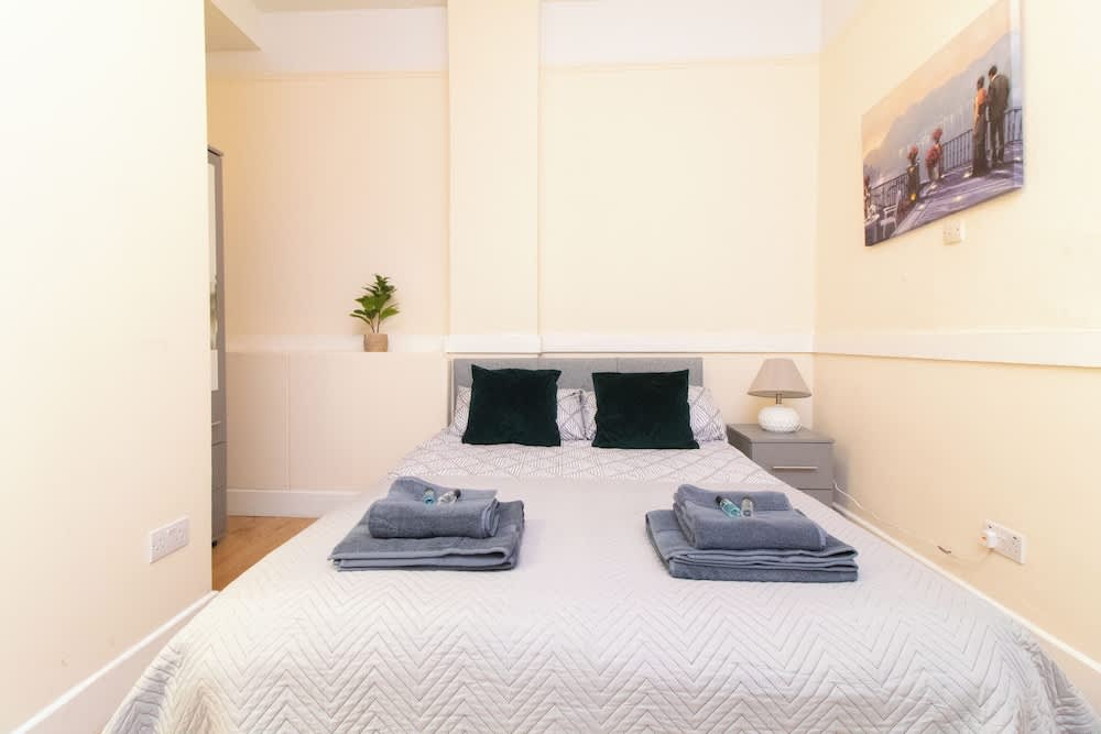 Thornbury Guest House Room 3 2