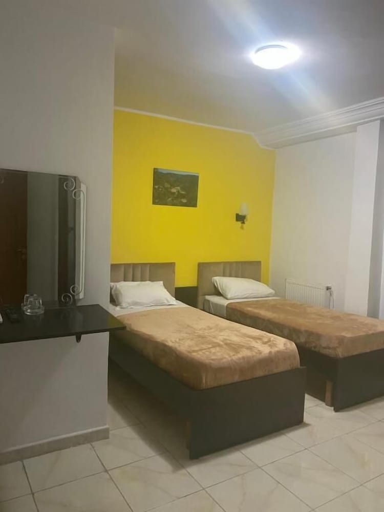 Hotel Métropole Résidence 5