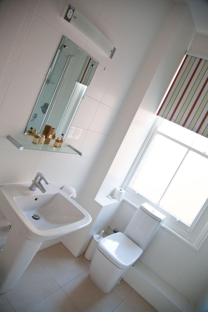 BEST WESTERN WHITE LION 4