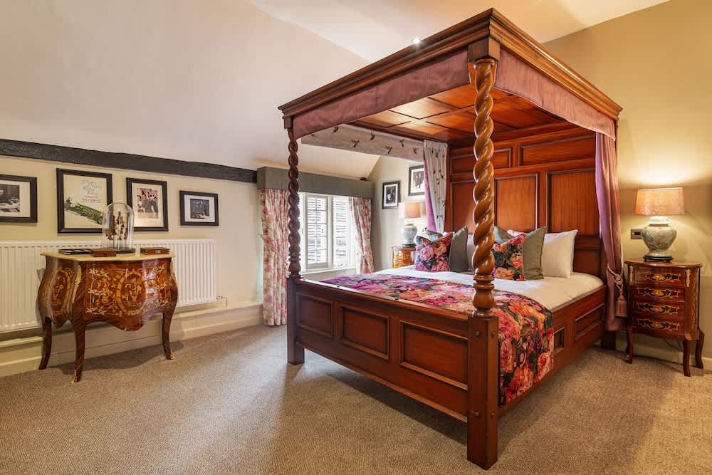 The George Hotel, Dorchester-on-Thames, Oxfordshire - The Coaching Inn Group 1