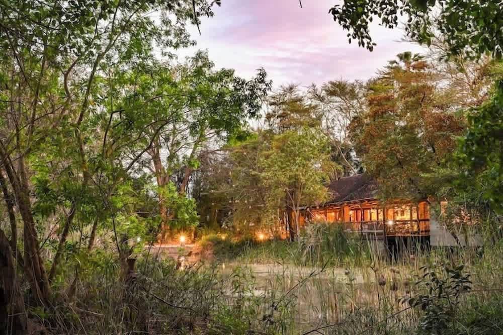 Woodall Country House and Spa 1