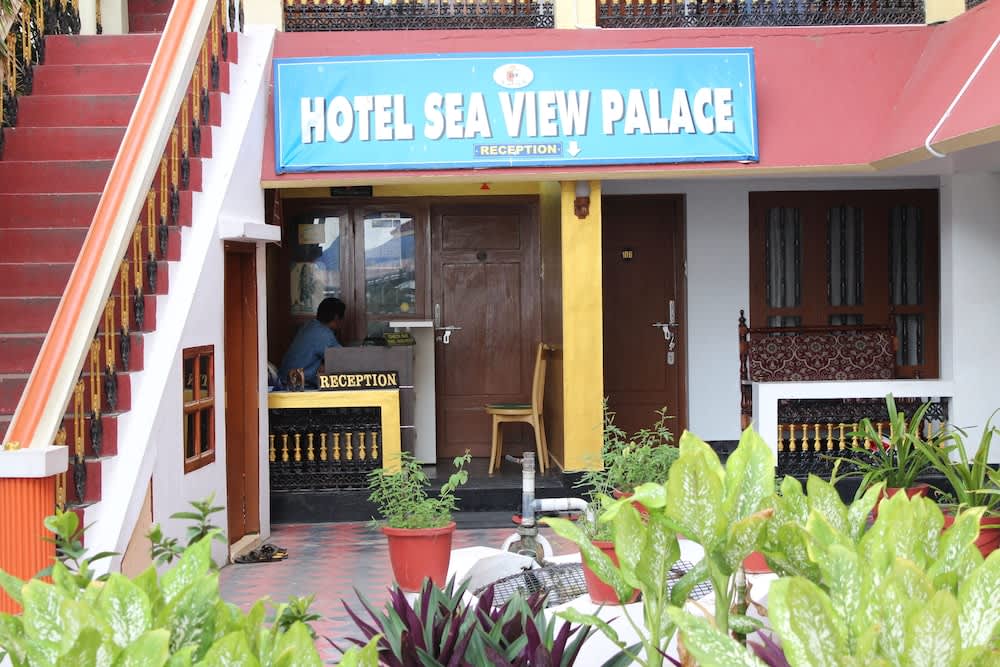 Hotel Sea View Palace - the beach hotel 2