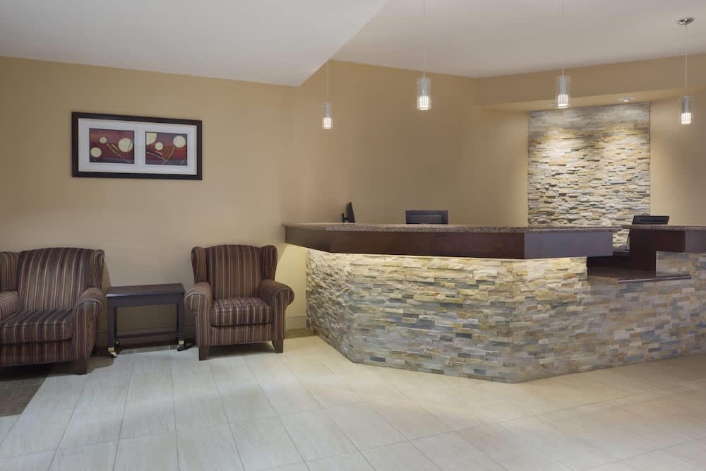 Days Inn by Wyndham Dalhousie 2