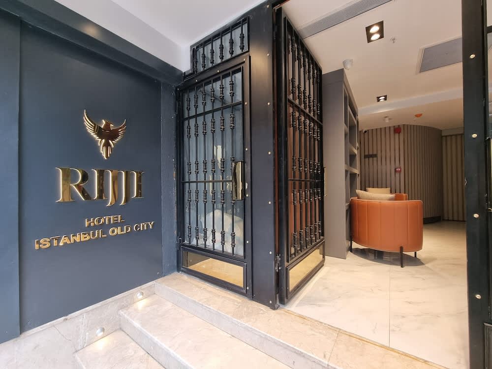 RIJJI HOTEL ISTANBUL OLD CiTY 1