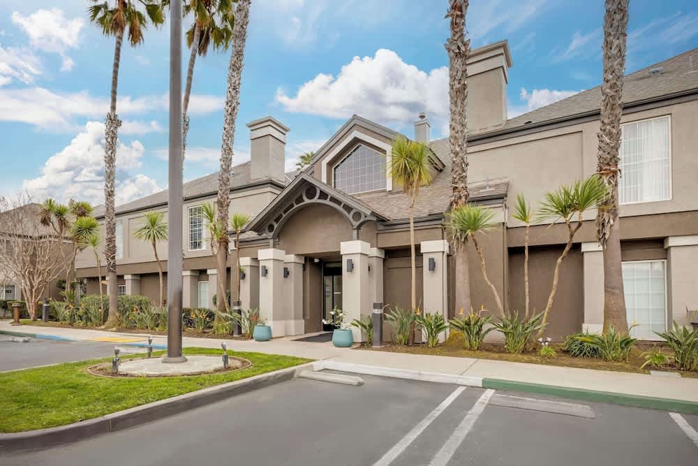 Sonesta ES Suites Torrance Redondo Beach 1