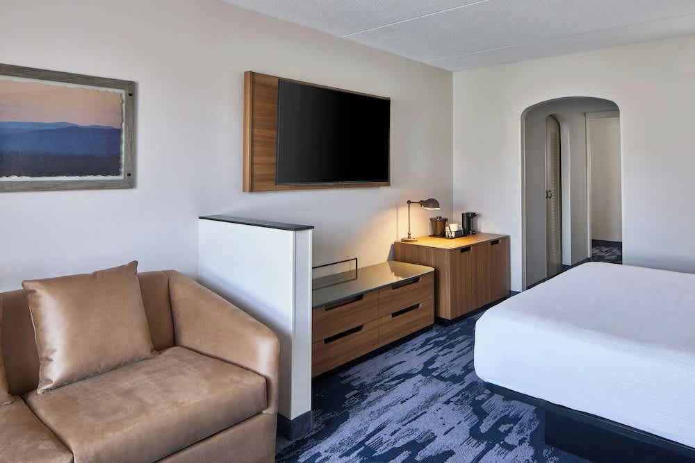 Fairfield Inn by Marriott Rochester East 5